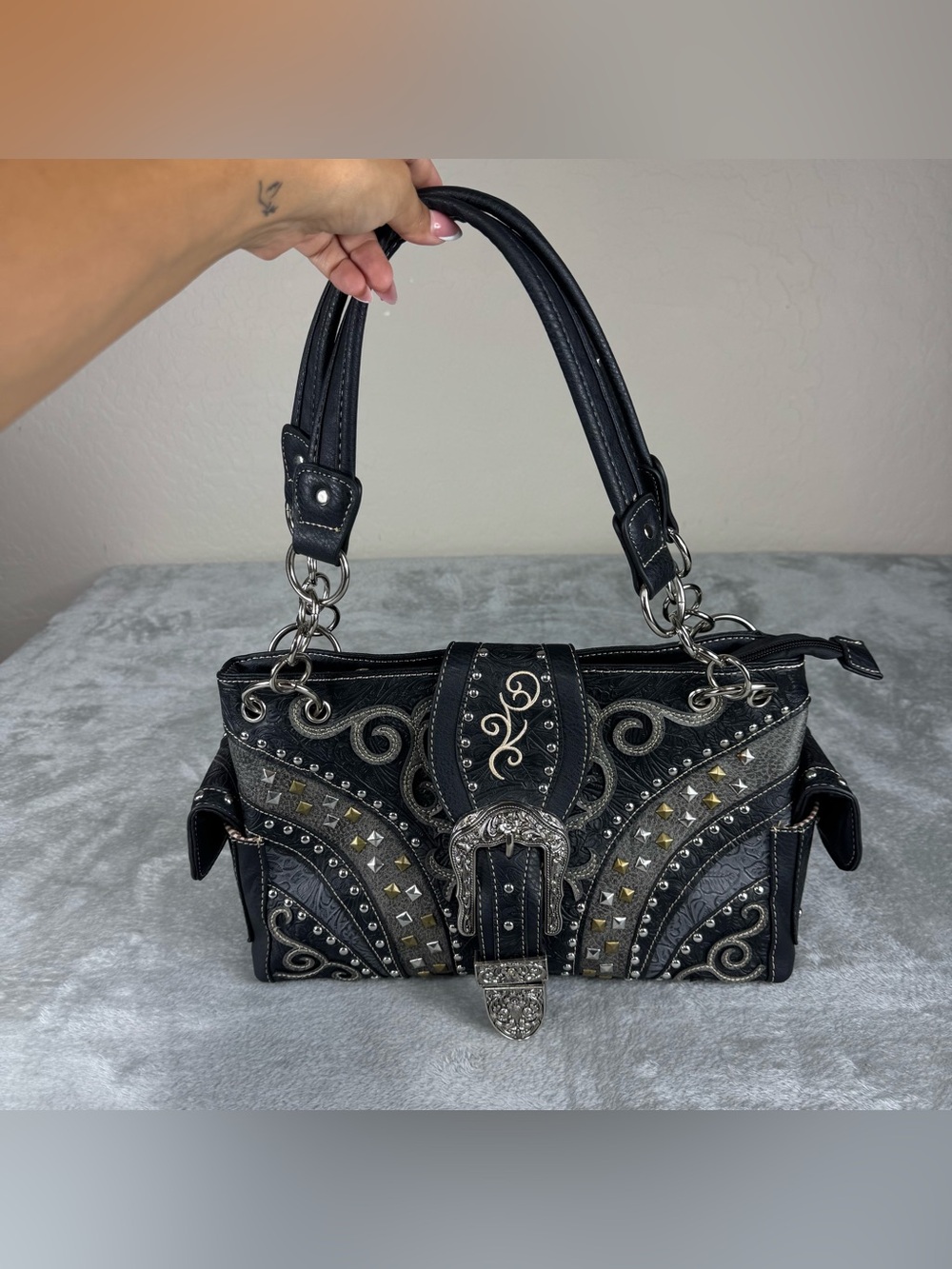 Western Buckle Concealed Carry Purse Country Handbag Women Shoulder Bag - Picture 12 of 13